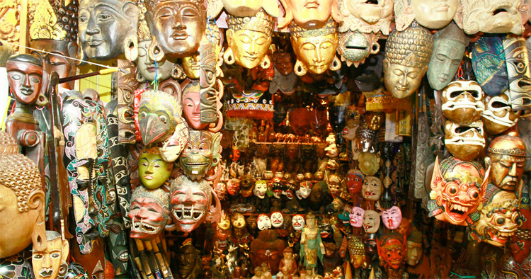 A lot of souvenirs to be offered A lot of souvenirs to be offered