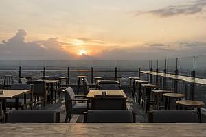 alila-solo-agra-outdoor-terrace