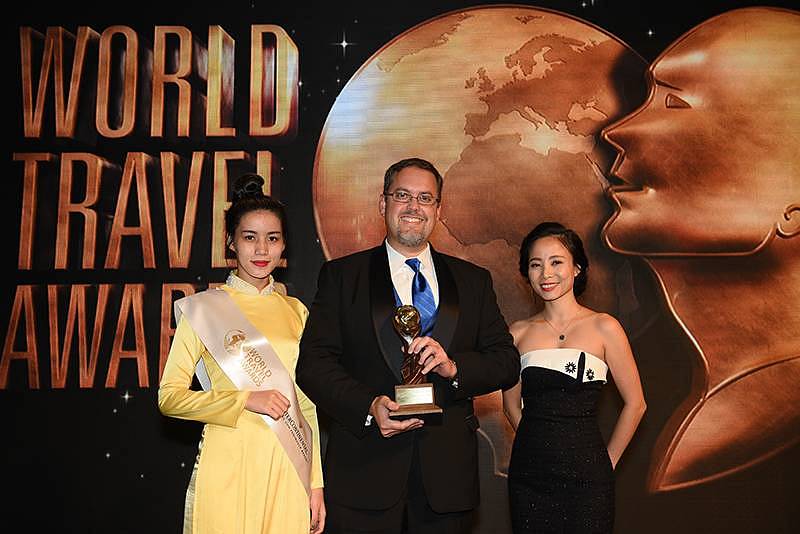 Mr. Grant McCloud, Director, DreamTrips, WorldVentures and Host Ms. Mai Anh Du