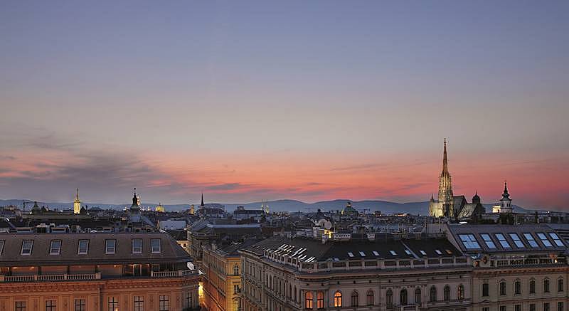 view-form-atmosphere-rooftop-bar2