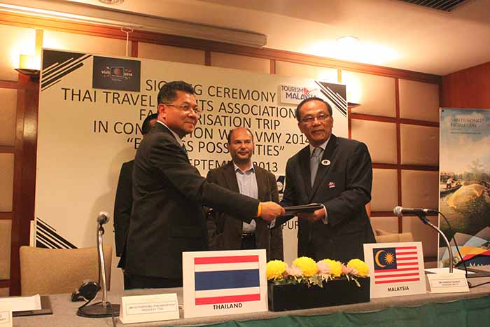 MATTA President, En. Hamzah Rahmat and TTAA President, Mr. Suthiphong Pheunphiphop were signatories to the MoU which was witnessed by Tourism Malaysia Director of ASEAN, Syed Yahya Syed Othman, during a mega familiarization dinner hosted by Tourism Malaysia for Thailand travel agents in conjunction with Visit Malaysia Year (VMY) 2014.
