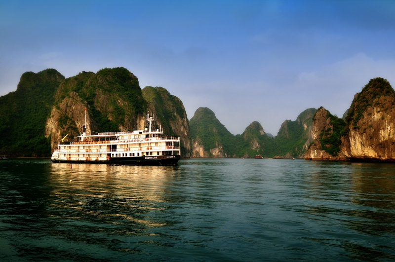 Emeraude-Halong-Bay