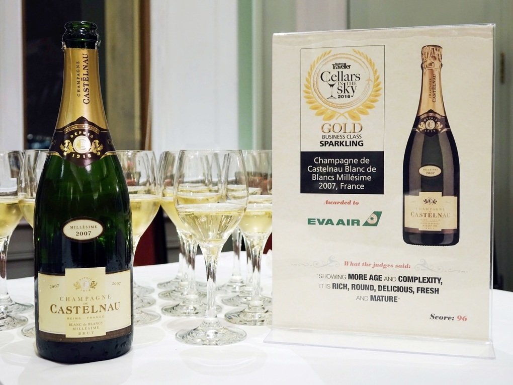 EVA Wins Two Gold Medals for Inflight Wines Best Business Class Cellar
