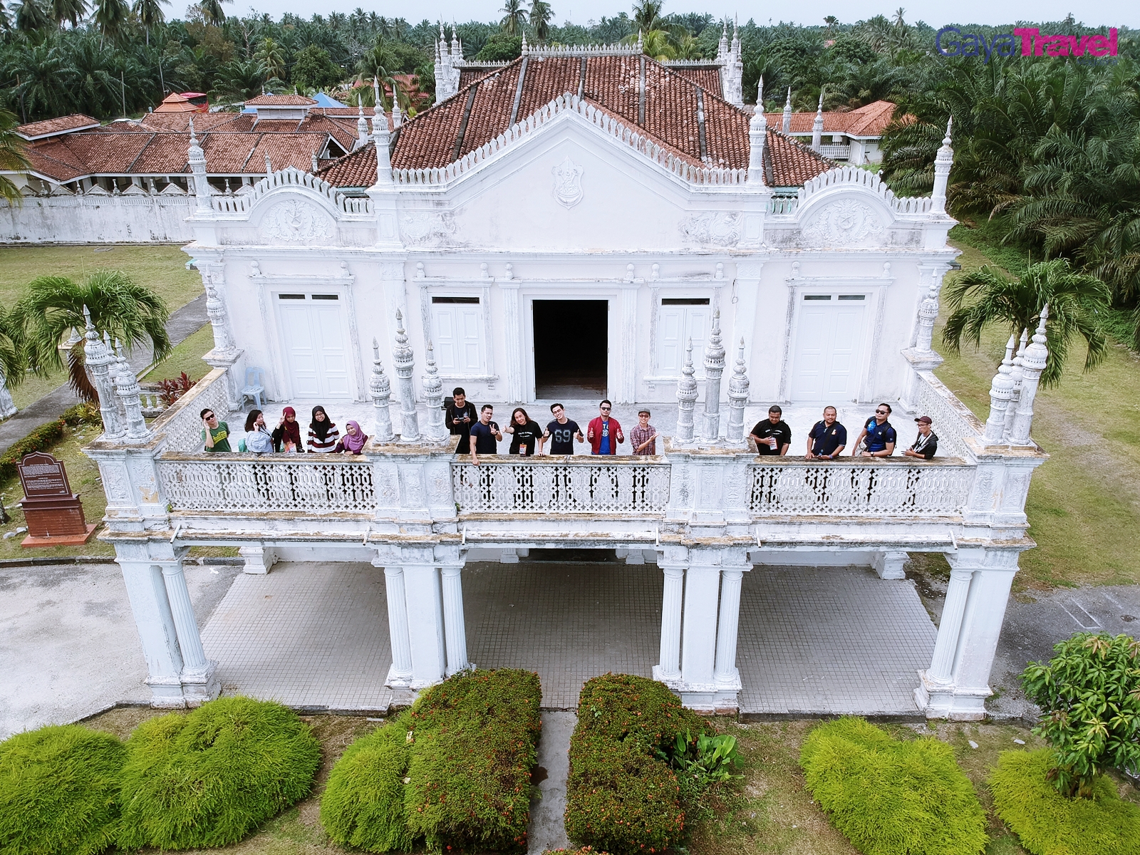 The majestic facade of Istana Bandar.