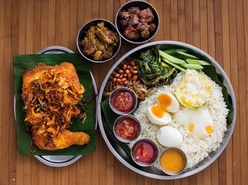 Nasi Lemak Kukus Basmathi Set at Kukus Stim Habis!