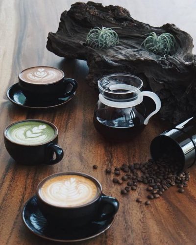 Wizards's serves specialty coffee in daytime