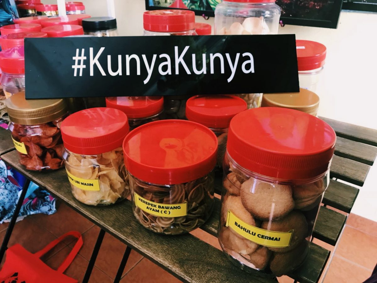 Snacks at Kunya Kunya during ETW7