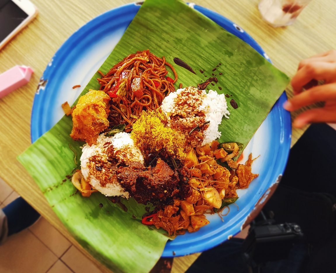 Nasi Ambeng