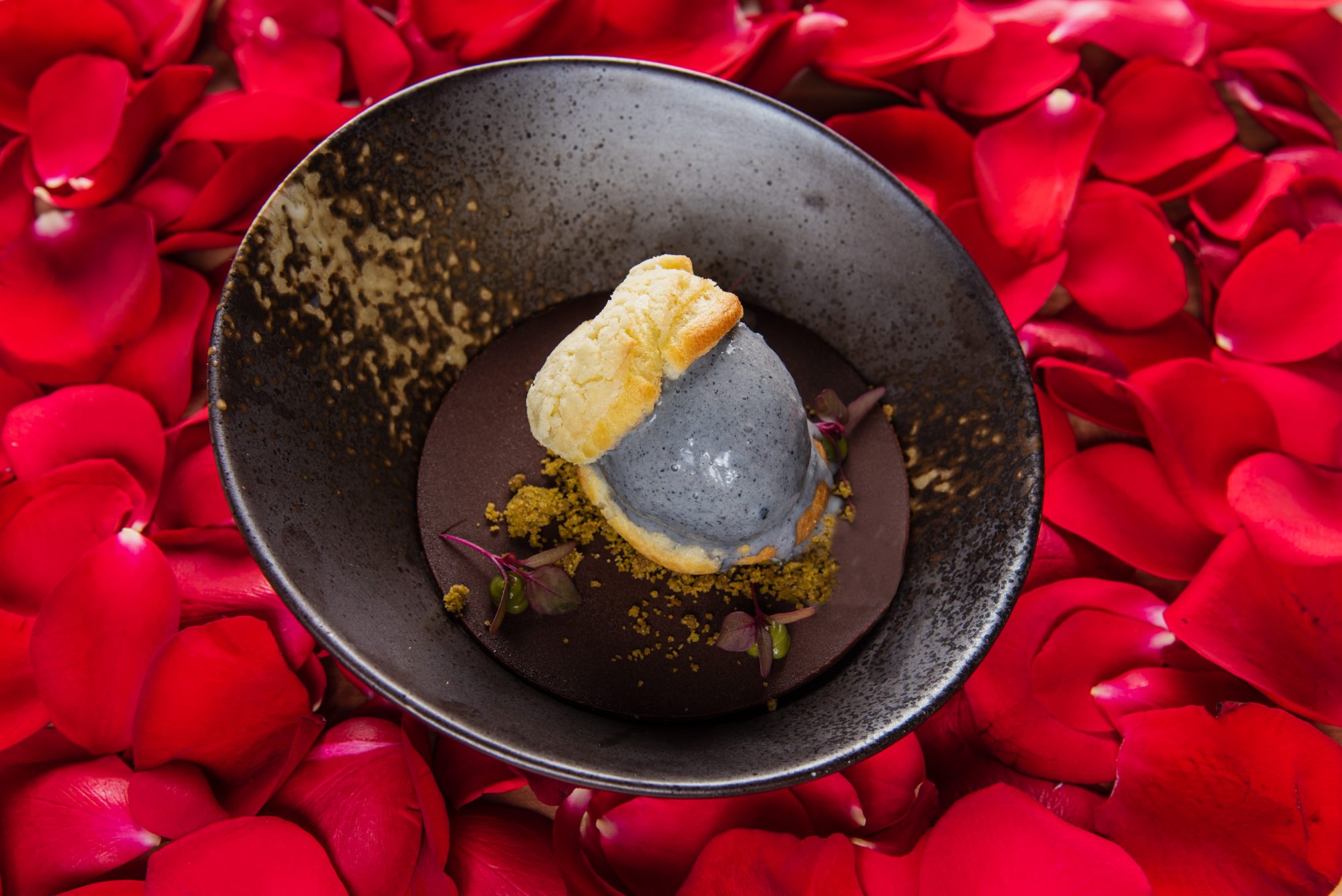 Romance up high at CÉ LA VI Kuala Lumpur
