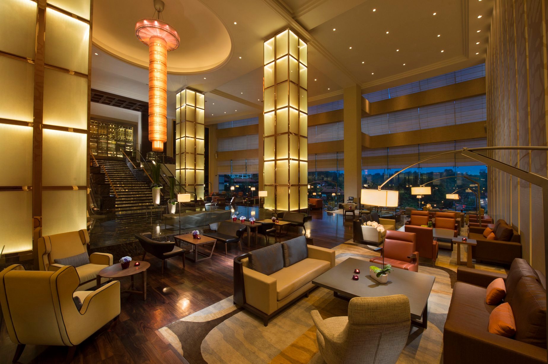 Hilton Kuala Lumpur, The Lounge