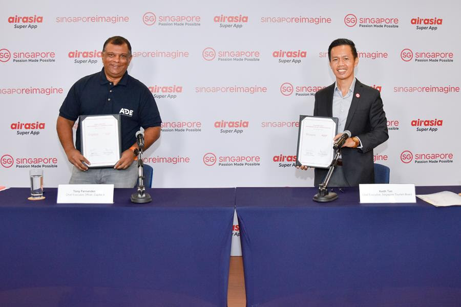 Tony Fernandes, CEO of Capital A & Keith Tan, Chief Executive, Singapore Tourism Board signed an MOU to strengthen partnership outreach to promote travel to Singapore from key Southeast Asian markets.