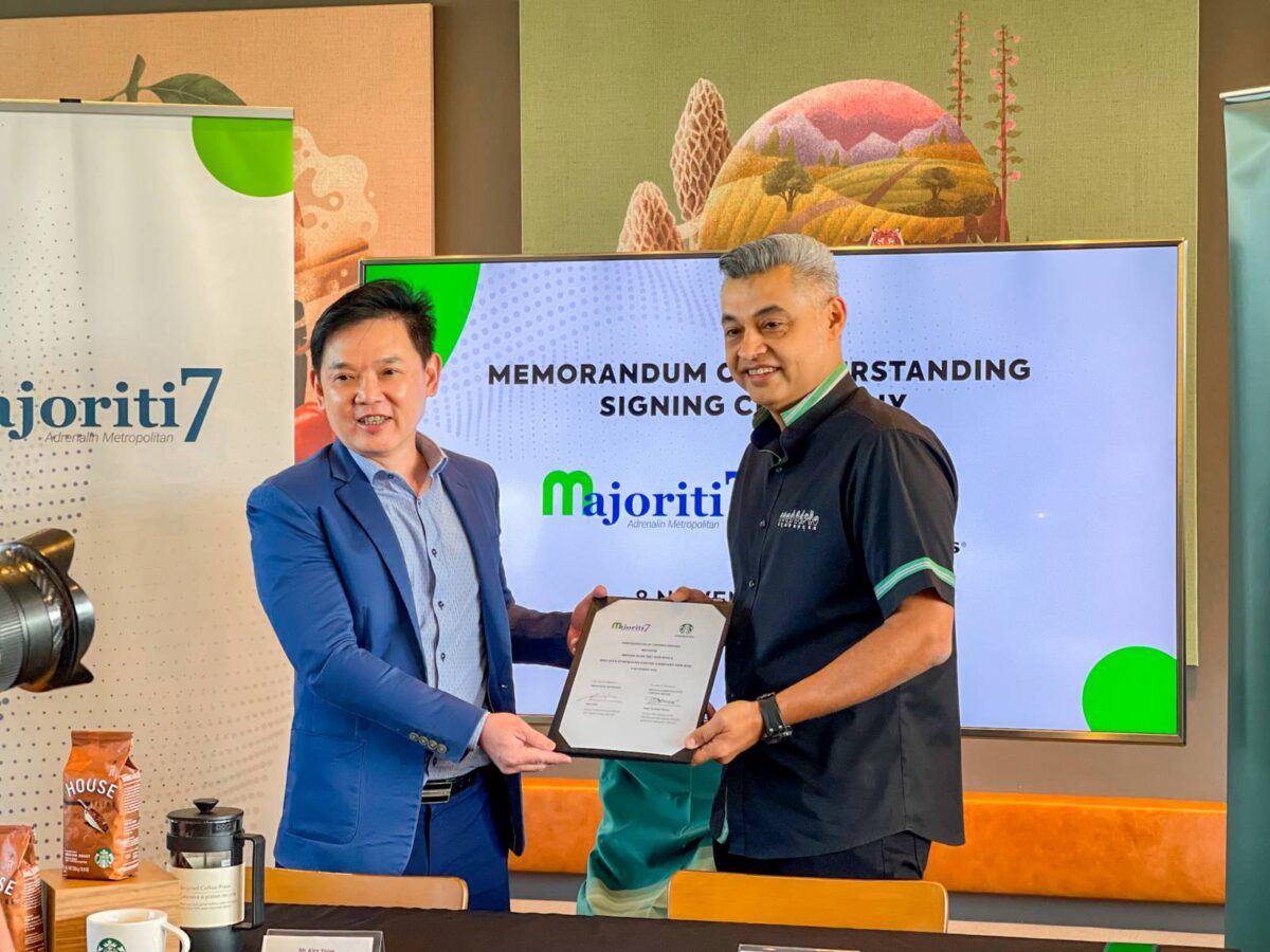 Majoriti 7 x Starbucks Malaysia