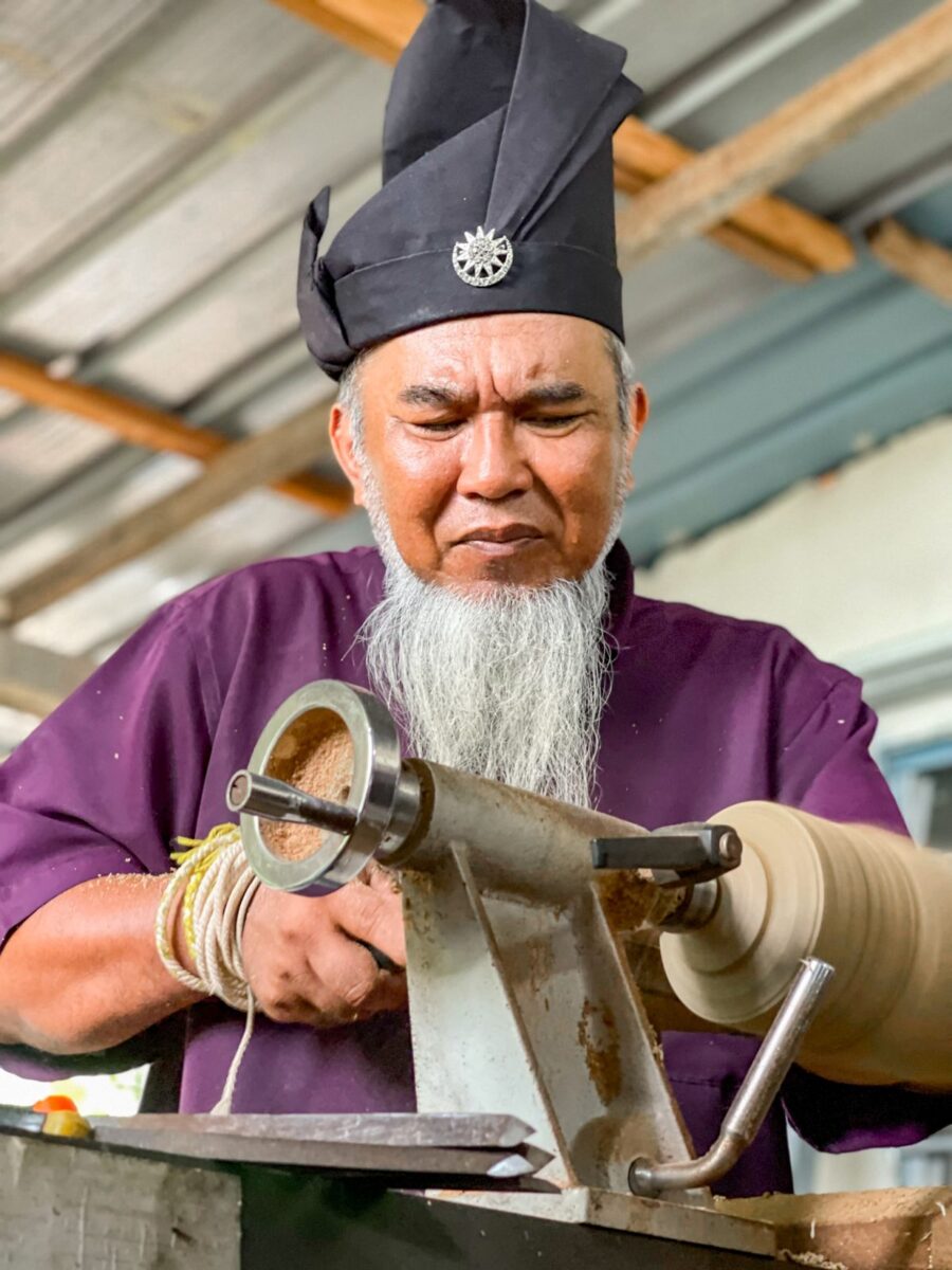 Gasing Warisan Labis