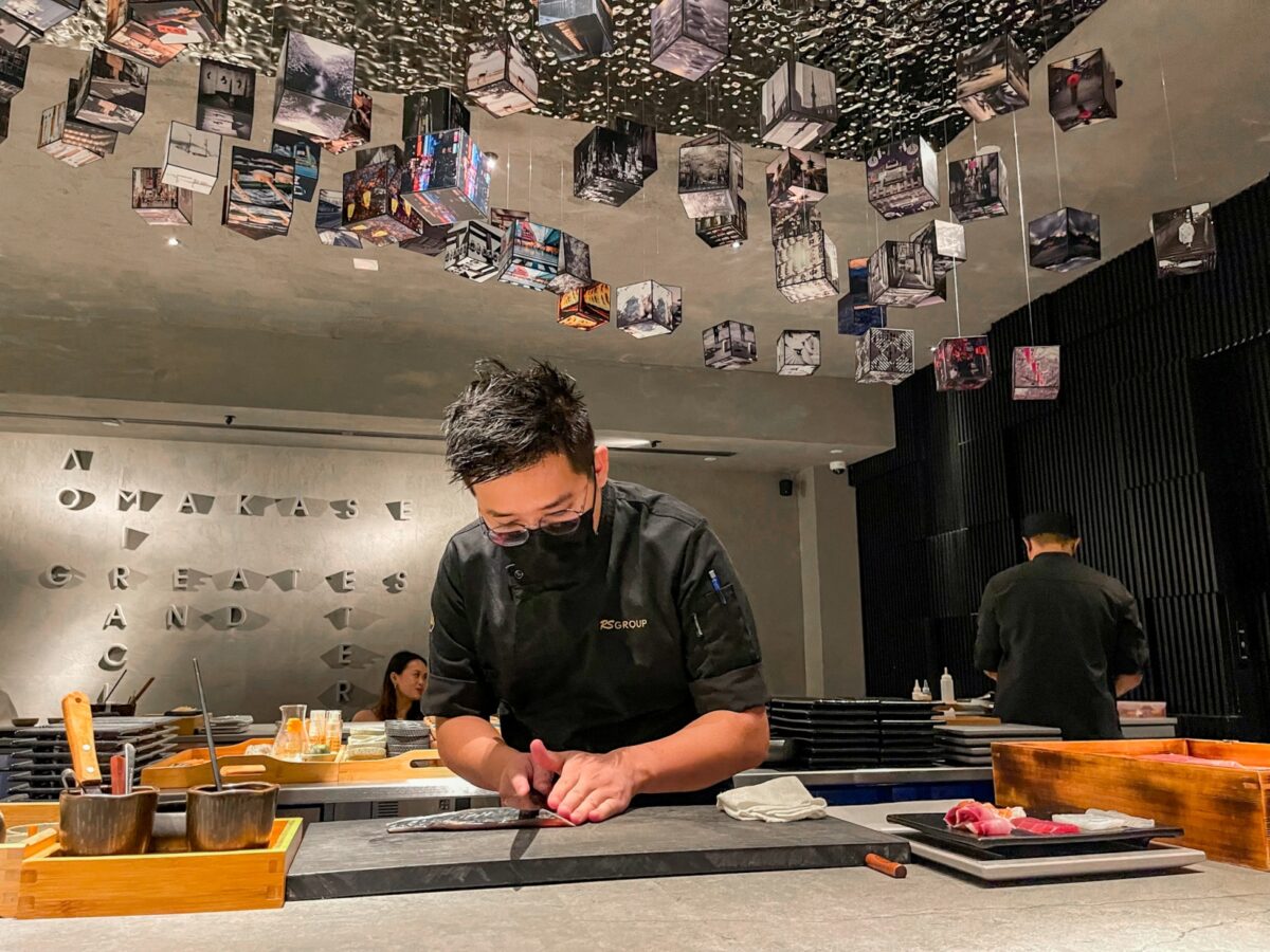 Chef Kenny preparing the exquisite sushi at AO Omakase TTDI.