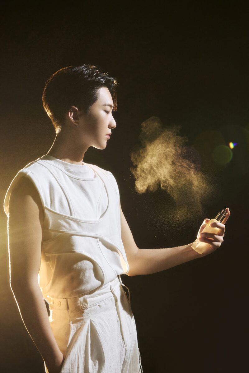 d’Alba global ambassador for Asia, SEVENTEEN’s member HOSHI.