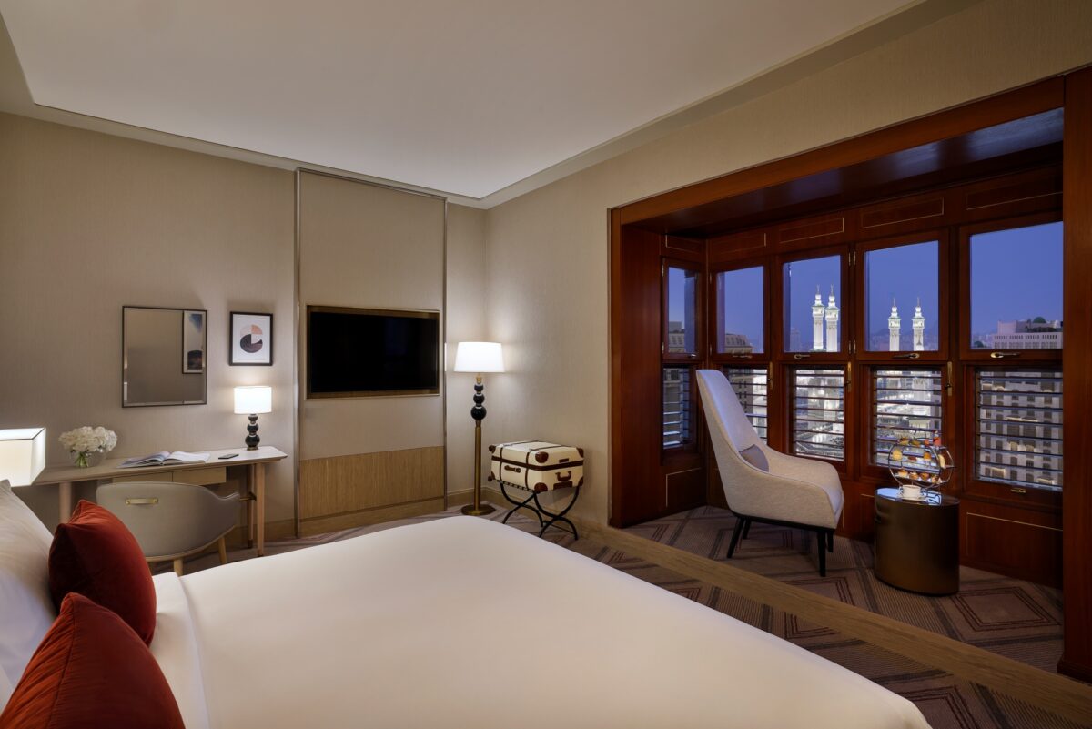 The Deluxe Room (King) of Jumeirah Makkah.