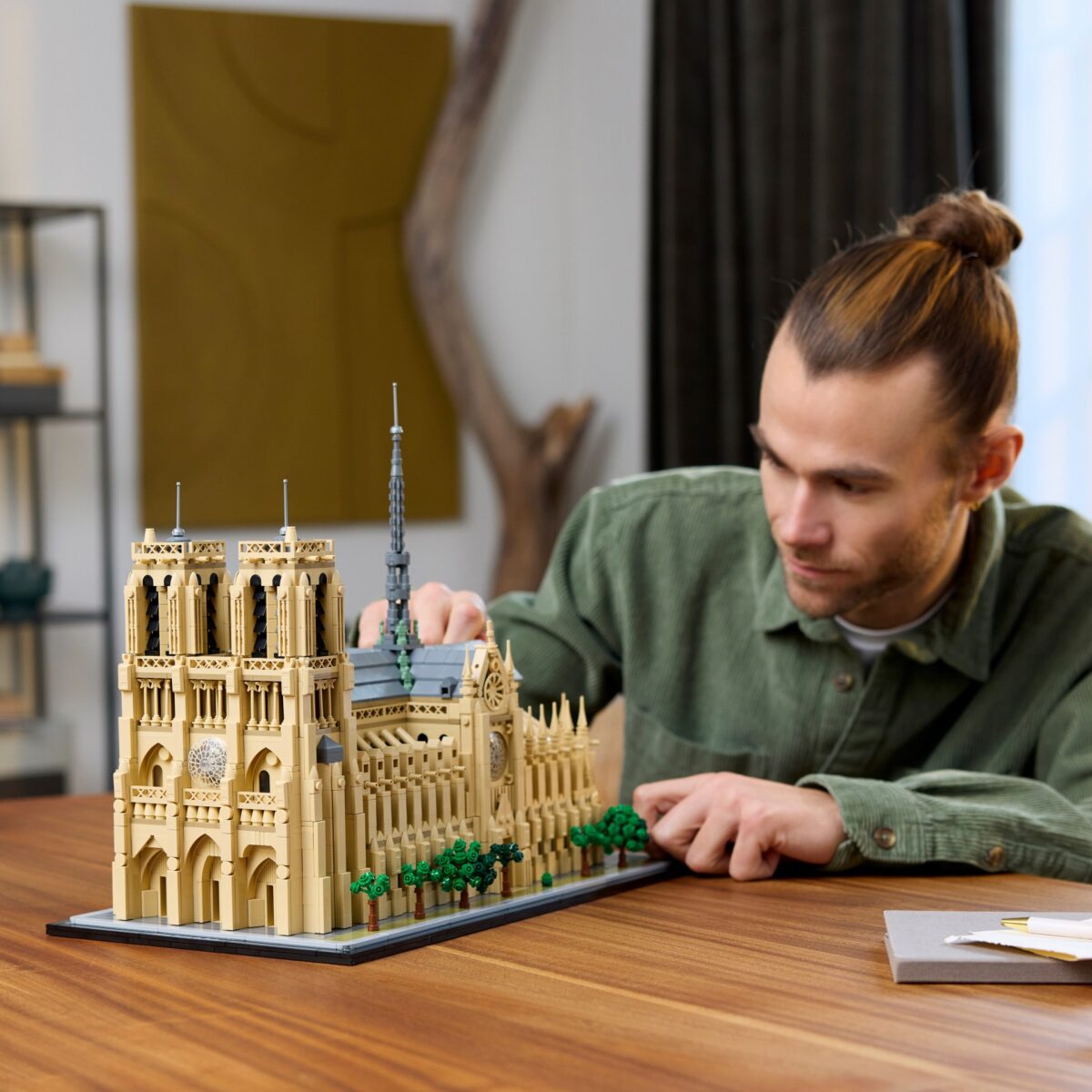21061 LEGO Architecture Notre-Dame de Paris (Courtesy of The LEGO Group)