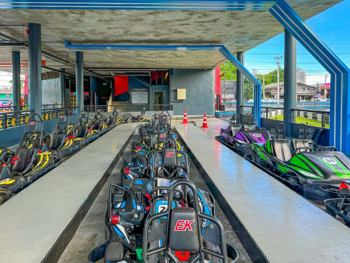 Go-Karting at EasyKart.net