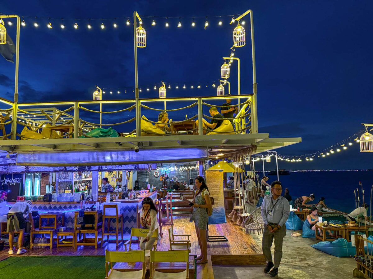 Tappia Floating Cafe