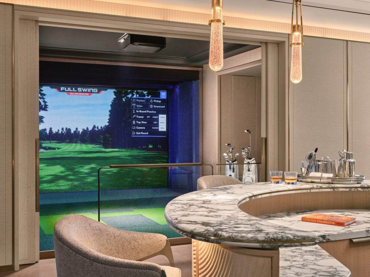 The In-Suite Golf Simulator in the Paiza Royal Collection Presidential Suite.
