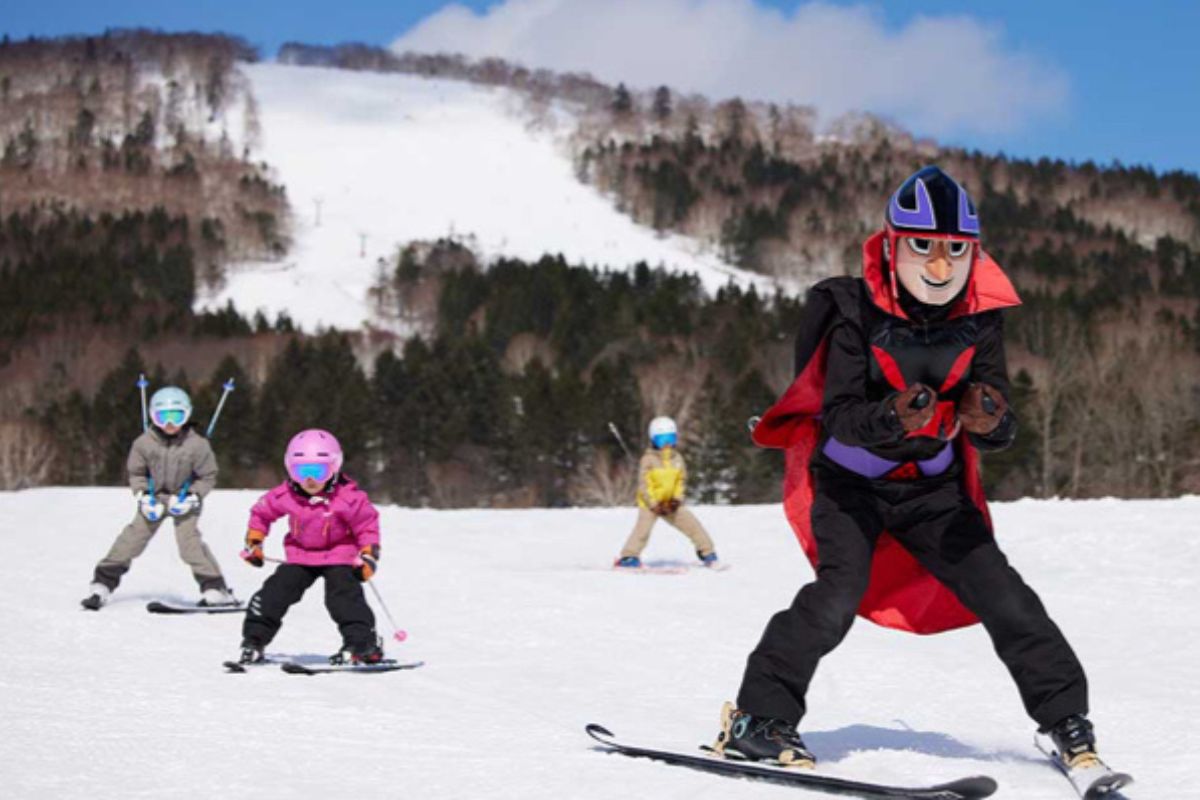 Tomamu Skiing