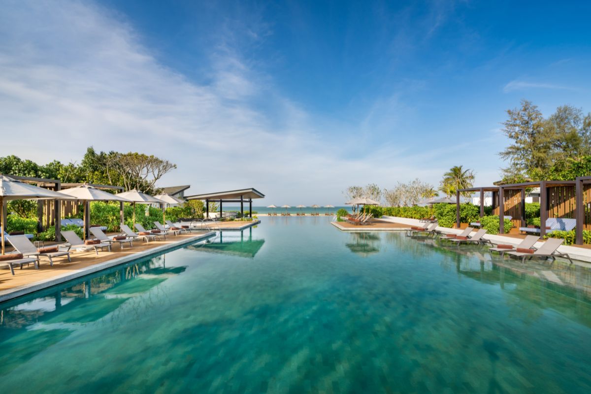 main pool, which faces the beach.