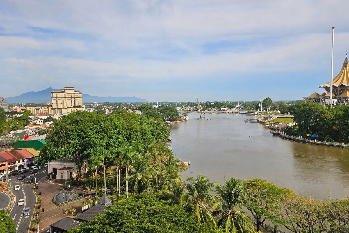 The scenery seen from a King Deluxe River View Room. Photo by Juhan Kamaruddin.
