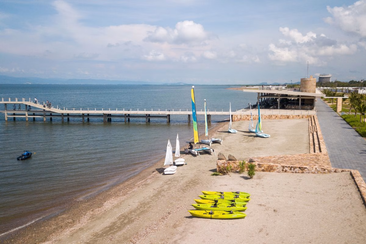 The Wave, Kep