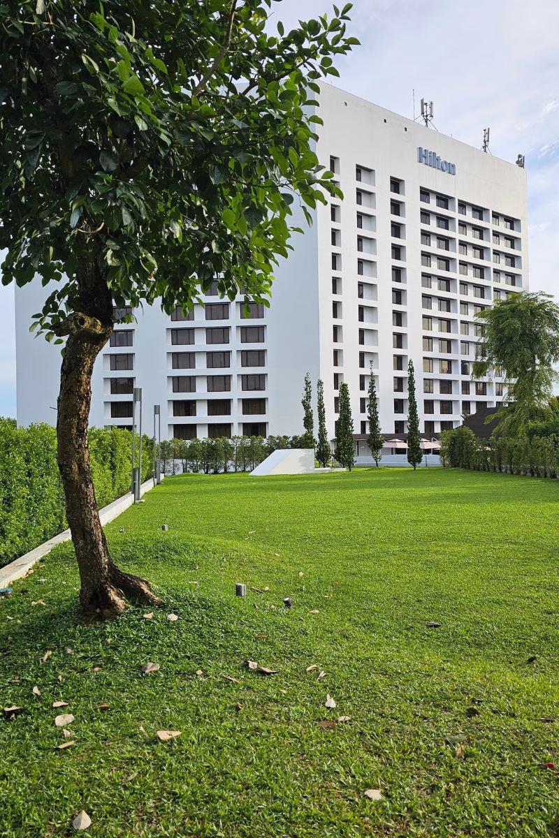 The Lawn at Hilton Kuching, next to the Kids Swimming Pool. Photo by Juhan Kamaruddin.
