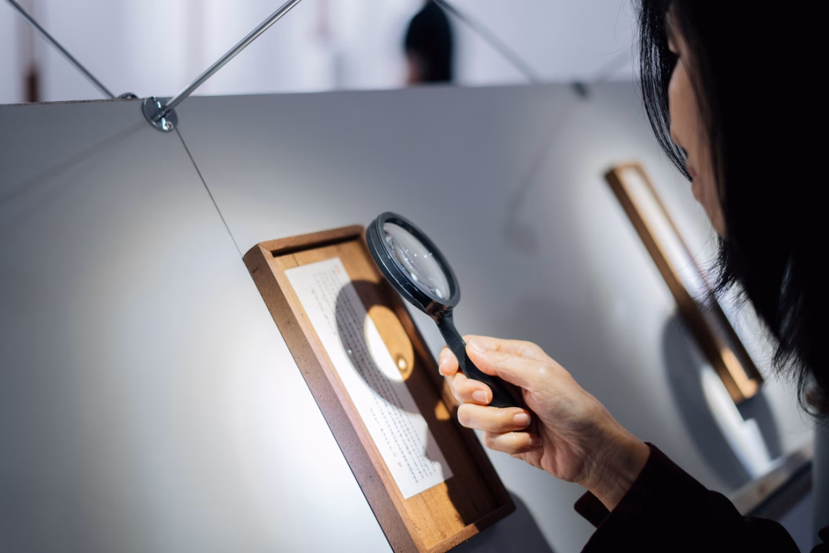 The Miniature Calligraphy Exhibition by Venerable Chi Chern