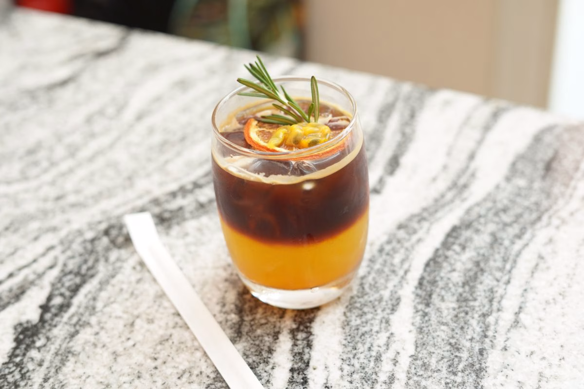 Khatulistiwa Coff Tail