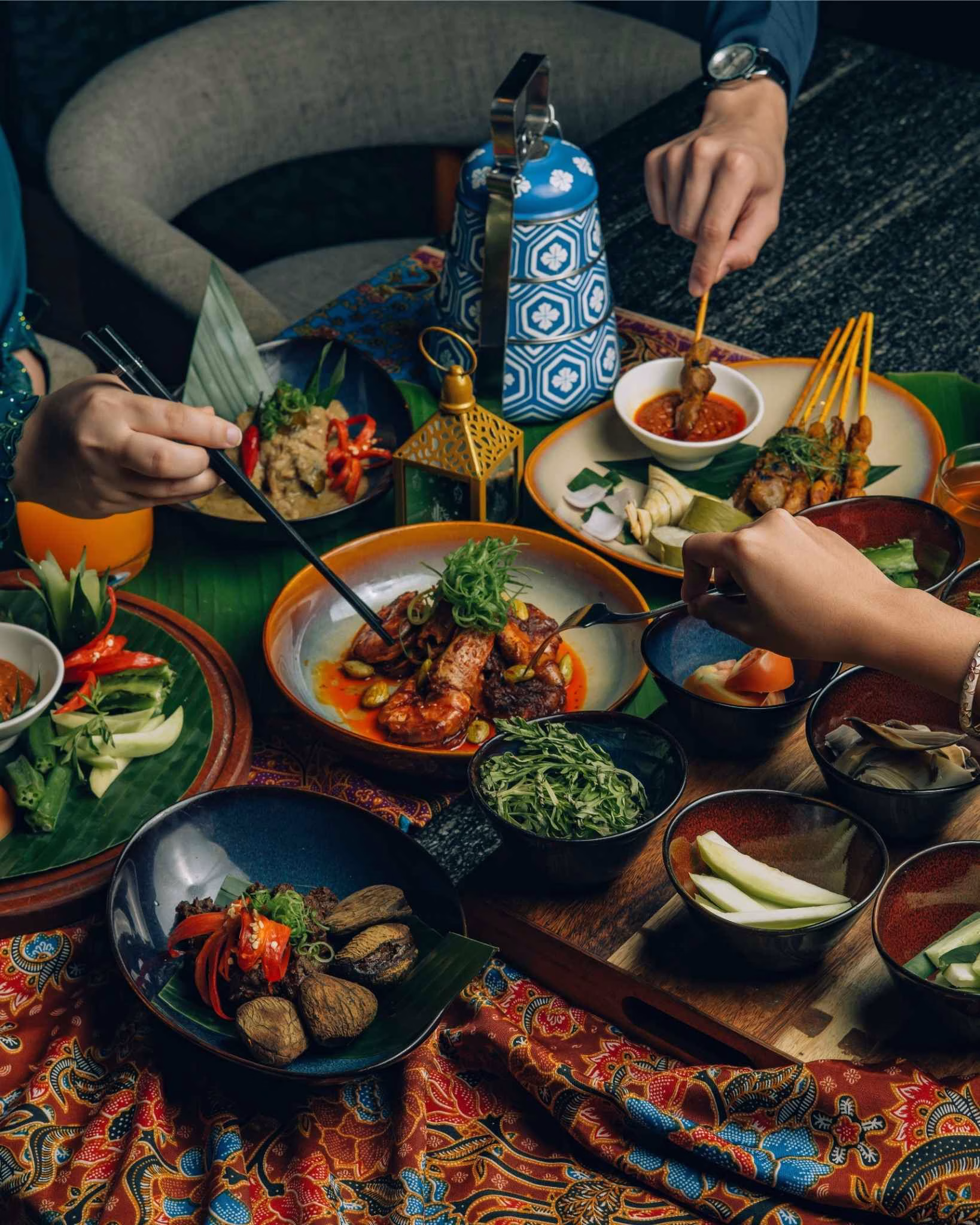 Hyatt Centric Kota Kinabalu introduces Peranakan Heritage Ramadan, a limited-time collaboration with Chef Sharon Ann De Souza, showcasing authentic Peranakan cuisine from 19 February to 17 March 2026.