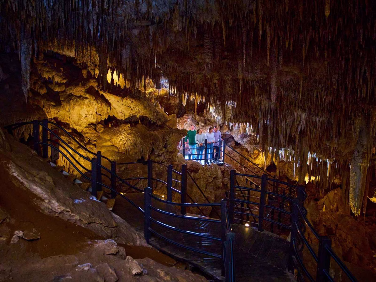 Ngilgi Cave Ancient Lands Experience       