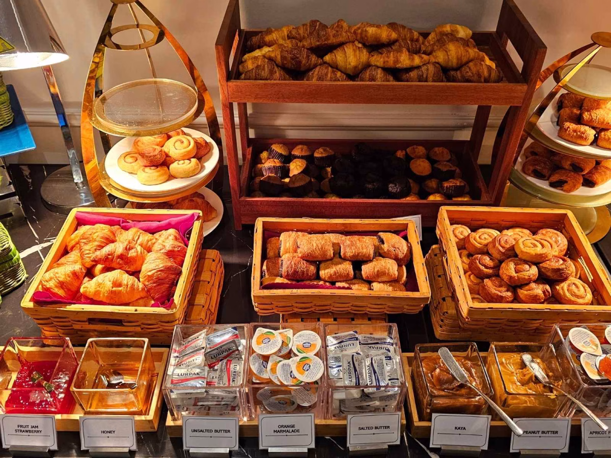 Pastry offerings during breakfast. Photo by Juhan Kamaruddin.