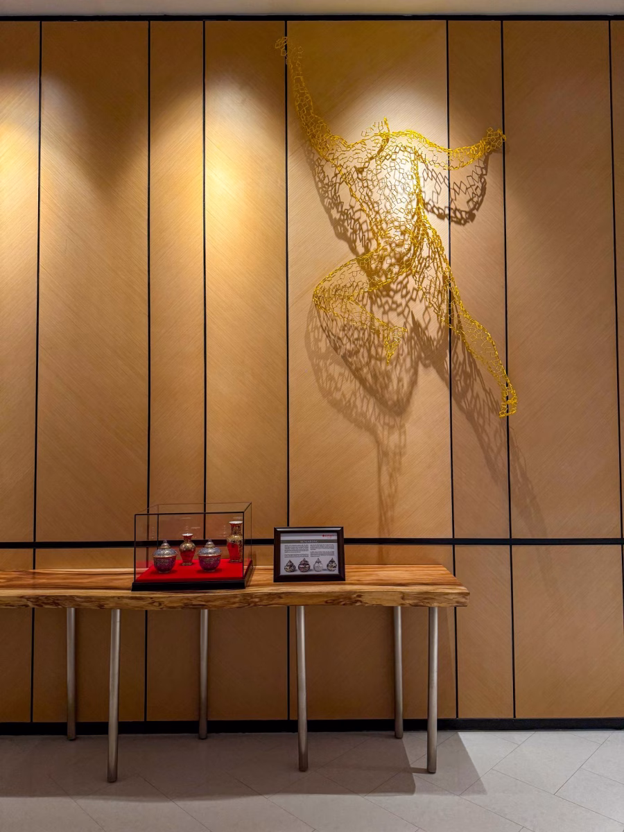 Wall sculpture by German artist Rainer Lagemann