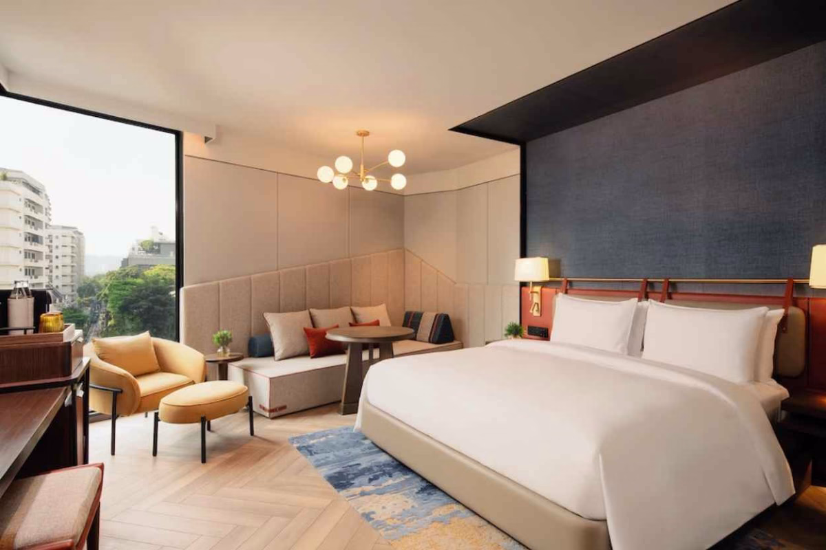King Corner Room.