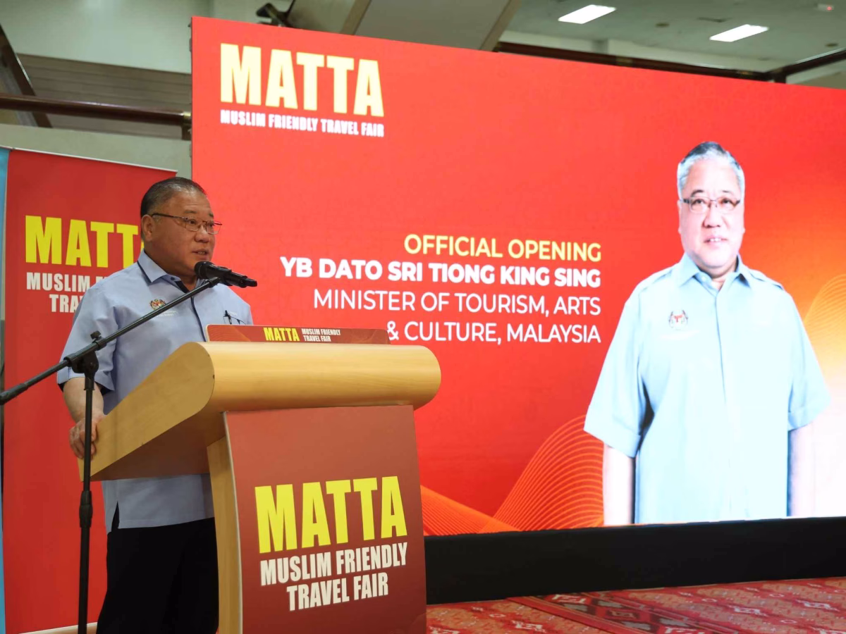 Dato Sri Tiong King Sing, Minister of Tourism Arts and Culture
