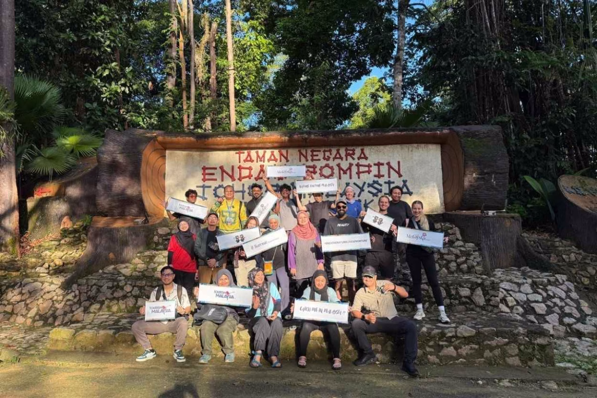 Exploring Taman Negara Endau-Rompin.