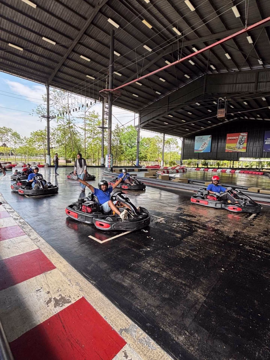 Media and influencers geared up for an exciting Go-Kart Circuit.